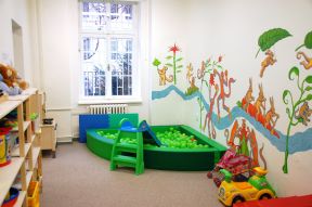 特色幼儿园装修效果图 幼儿园墙饰图片