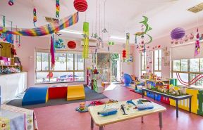 特色幼儿园装修效果图 幼儿园吊饰布置图片