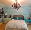 简约美式房屋卧室床头背景墙装修效果图片