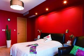 房屋卧室 红色墙面装修效果图片