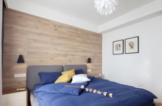 日式卧室木质背景墙装修效果图片