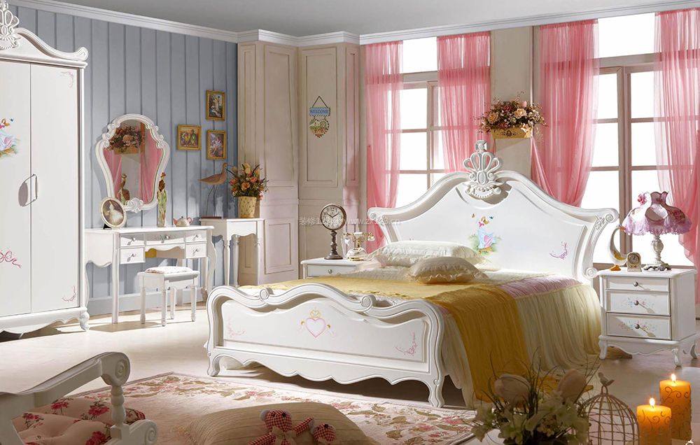 公主卧室粉色窗帘装修设计效果图片