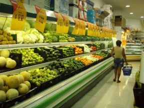 超市陈列设计图片 蔬菜超市装修效果图