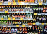 超市饮品区货架装饰效果图片2023