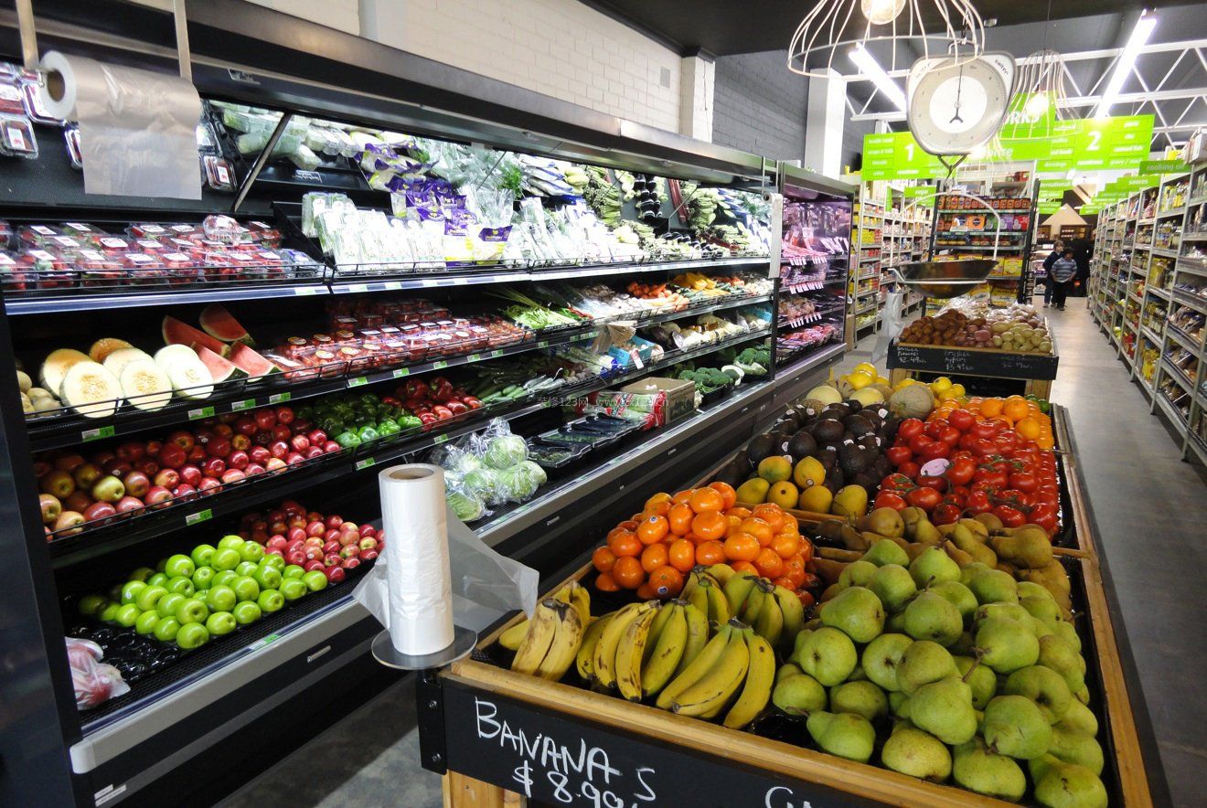 水果超市储物柜装修效果图片