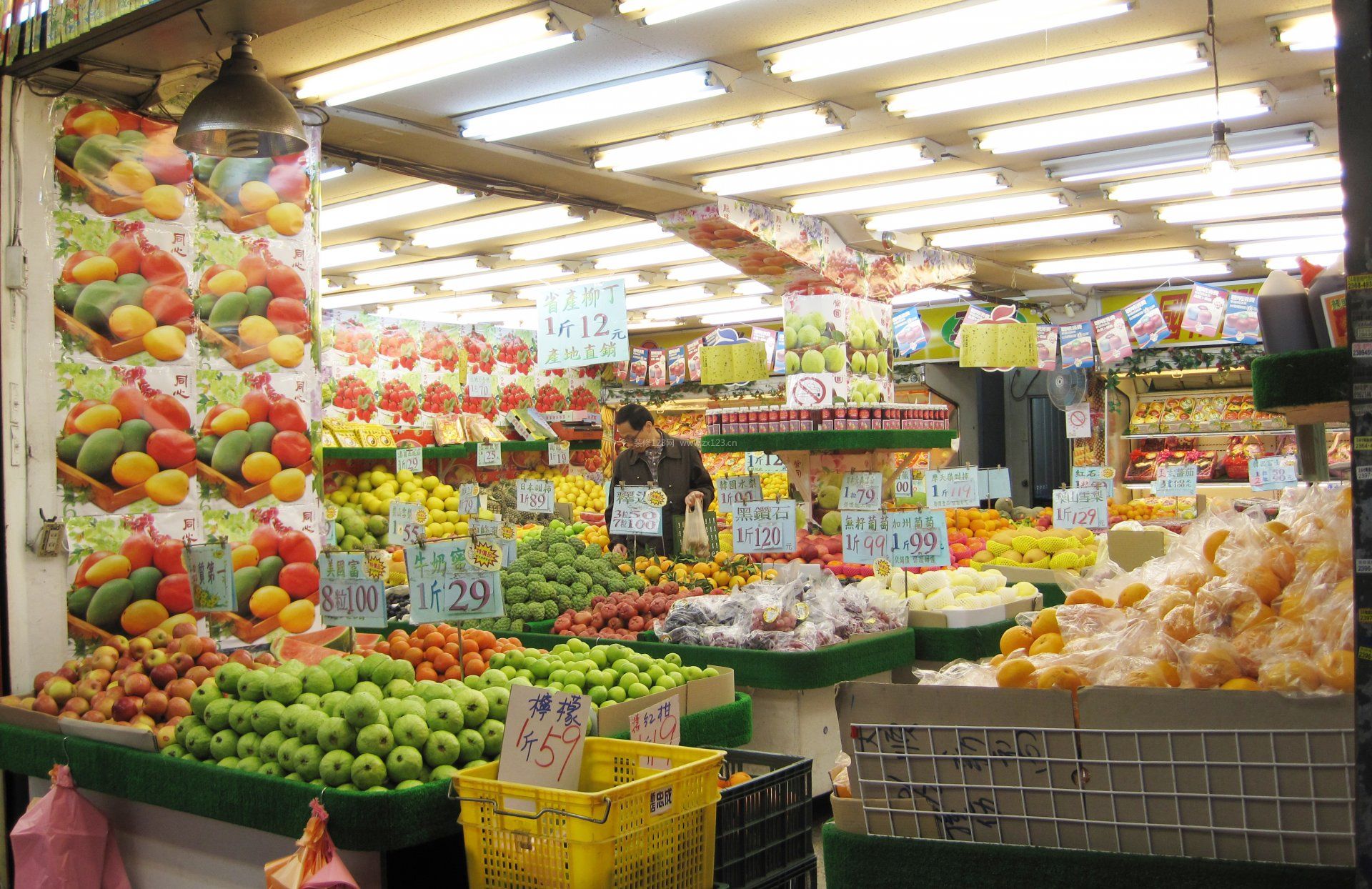 最新水果超市室內裝修效果圖