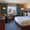 小型宾馆客房纯色窗帘装修效果图片