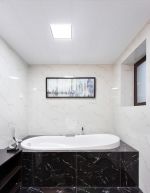 室内现代简约风格卫生间浴室装修图