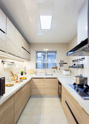 现代家装风格小面积厨房设计效果图