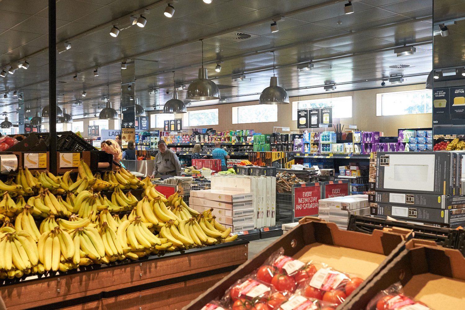 大型水果超市装修效果图片鉴赏