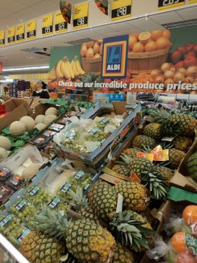 超市装饰图片鉴赏 水果超市装修效果图