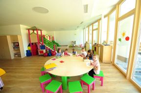 幼儿园地板装修效果图 高档幼儿园装修图