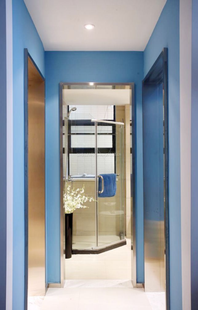 100多平米室内卫生间浴室装修图