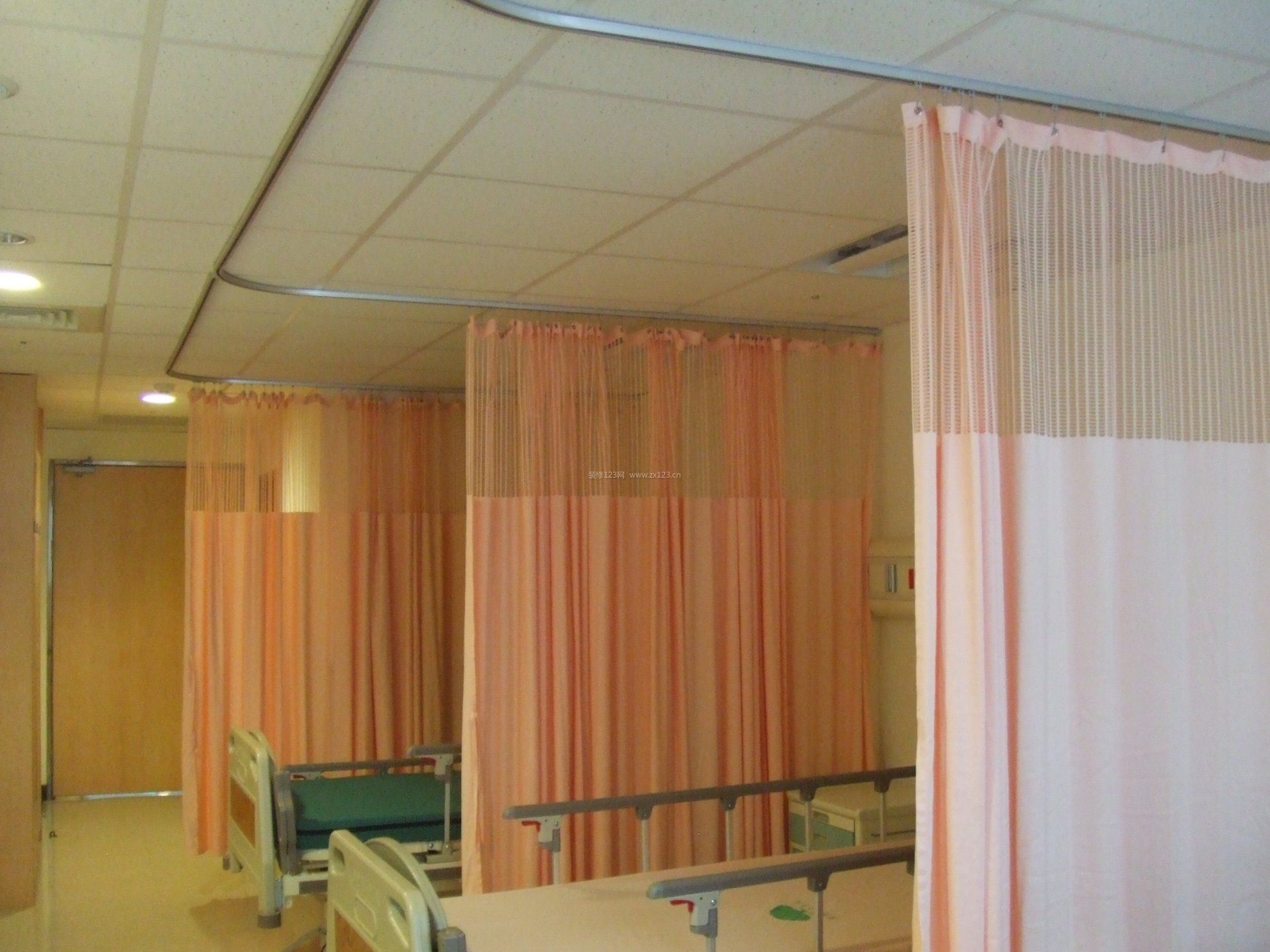现代简约医院窗帘设计欣赏
