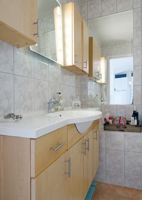 50平米小户型设计 浴室柜装修效果图片