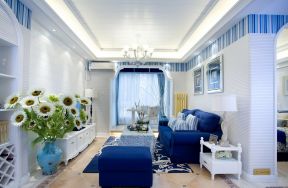 地中海风格室内客厅沙发颜色搭配装修