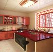 中式别墅建筑厨房橱柜装修效果图