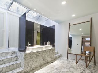 现代别墅建筑浴室装修图片
