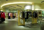 現(xiàn)代服裝店門面室內(nèi)隔斷設(shè)計(jì)裝修圖 