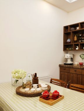 新中式家具元素 小户型室内装修图