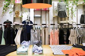 服裝門面裝修設計圖 室內裝飾