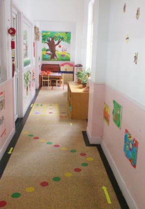 幼儿园走廊效果图  现代幼儿园设计效果图