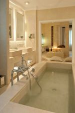 宾馆卫浴浴缸装修效果图片