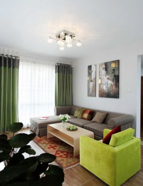 小户型客厅样板房 绿色窗帘装修效果图片