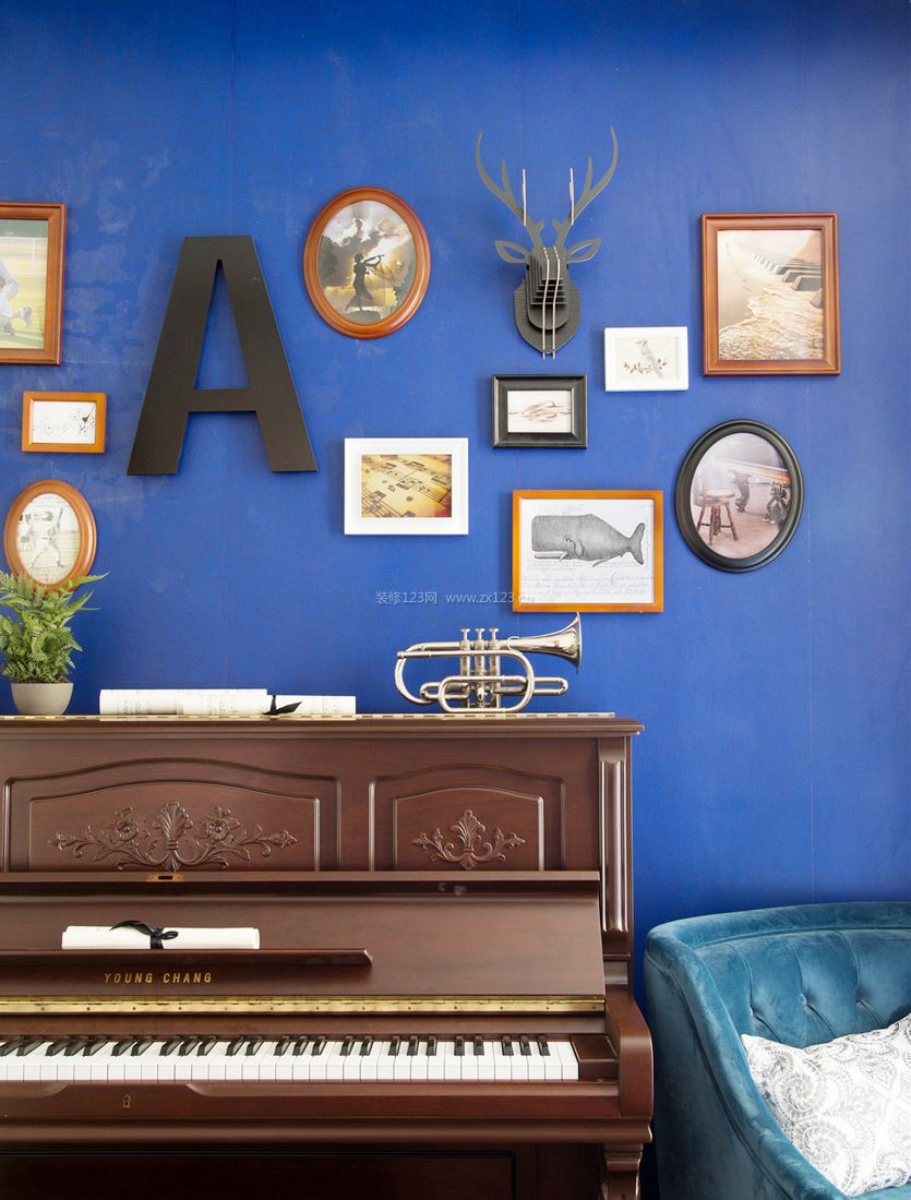 美式小复式设计蓝色墙面装修效果图片