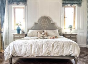 联排别墅美式风格 双人床装修效果图片