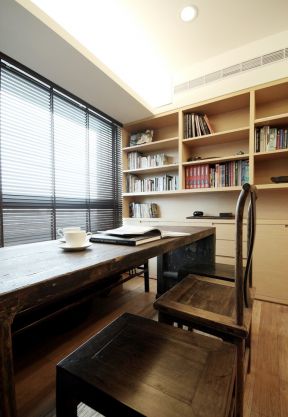 三室一廳中式 書房裝修效果圖欣賞