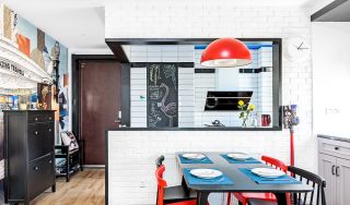 两室两厅现代风格厨房餐厅隔断装修效果图