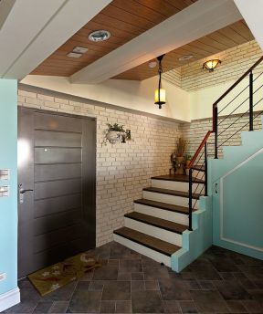 美式乡村风格样板房 室内楼梯设计