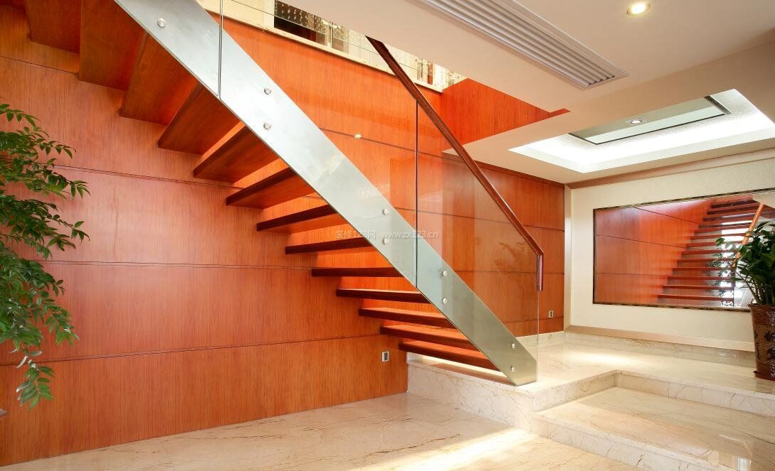 现代简约风格楼梯扶手设计装修