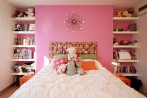 女生卧室布置 粉色墙面装修效果图片