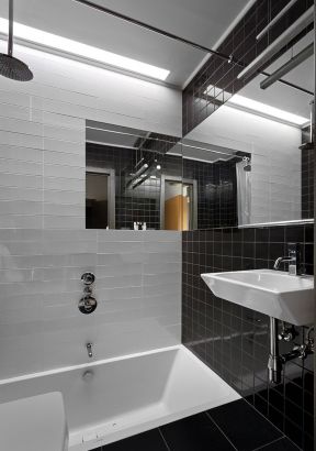 别墅卫生间瓷砖 黑白风格装修效果图