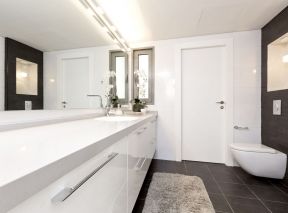 长方形卫生间 浴室柜装修效果图片