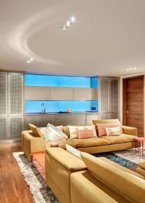 现代简约客厅沙发 家装小户型设计