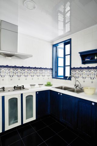 厨房地板砖颜色装修设计效果图