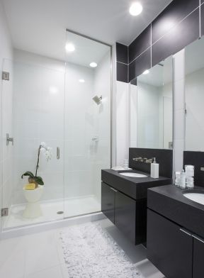 白色现代简约风格 淋浴房装修效果图片