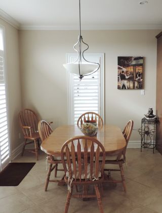小户型家庭室内餐桌椅子装修效果图片