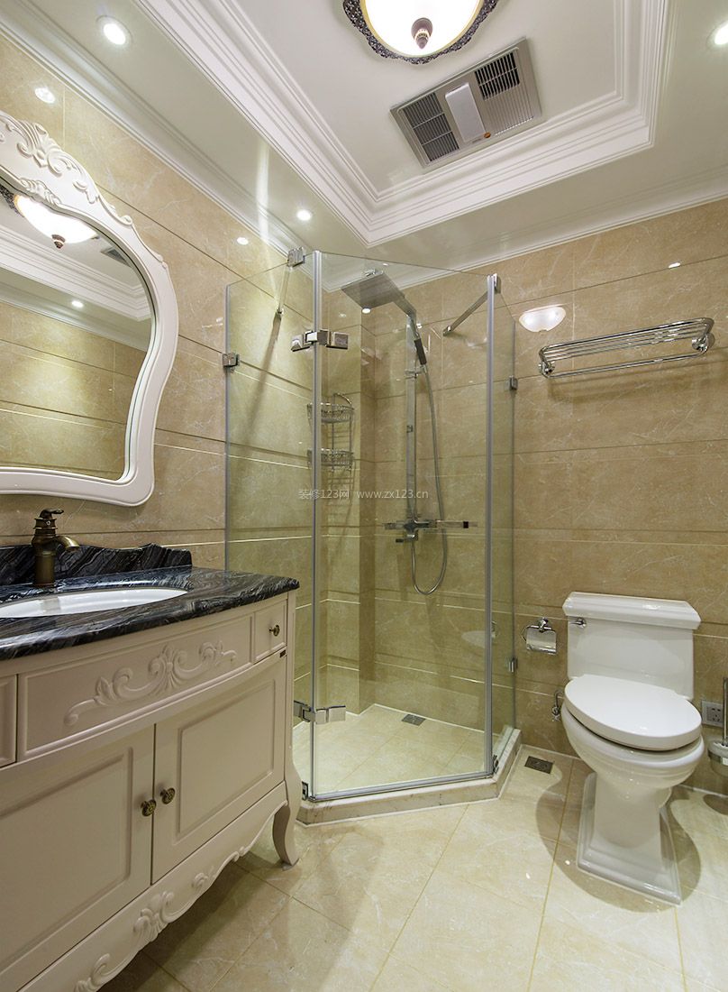 最新超小户型卫生间淋浴房装修效果图片
