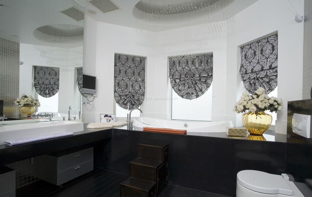 现代中式家庭卫生间浴室装修图片大全