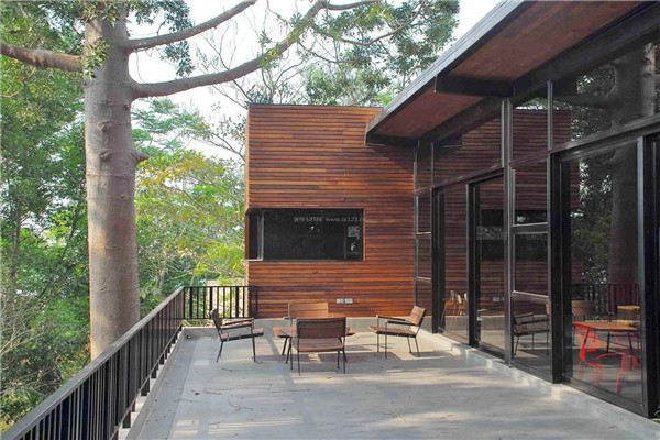 三室两厅两卫阳台装修建议 三室两厅两卫阳台