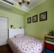 家居美式卧室纯色壁纸装修效果图片
