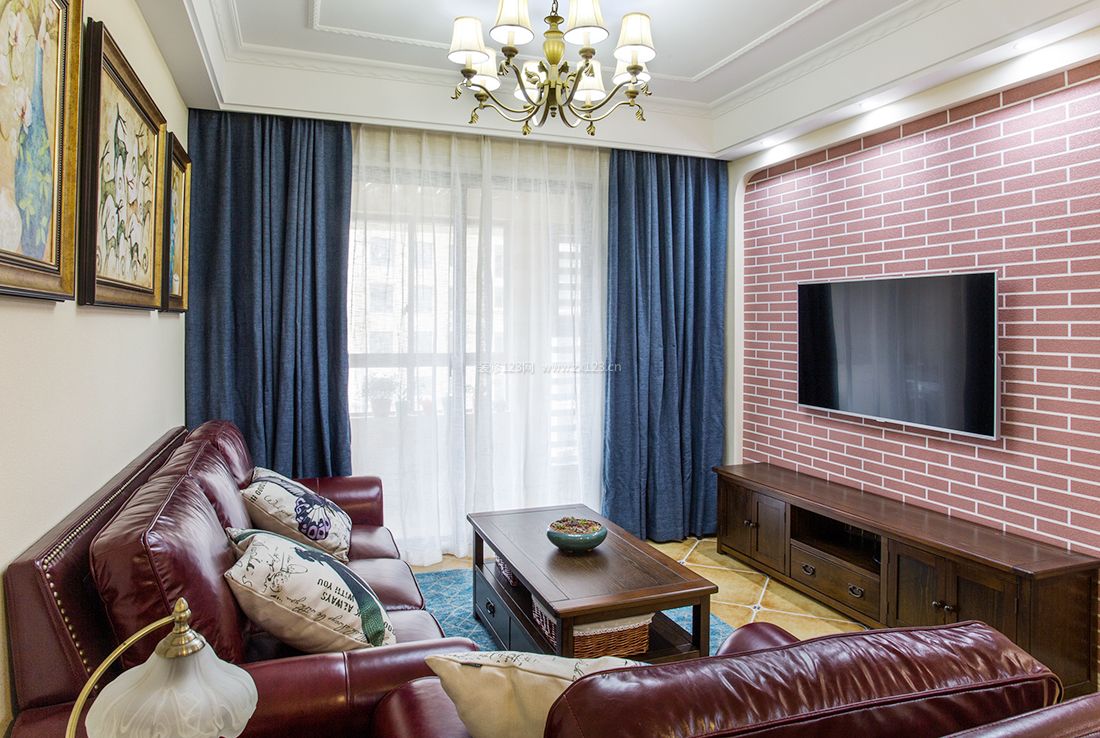 美式小户型70平米客厅沙发装修效果图