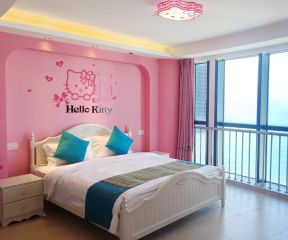 90后女生房间的布置 粉色窗帘装修效果图片