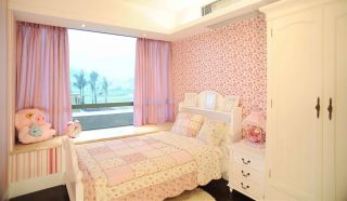小户型卧室粉色窗帘装修效果图片