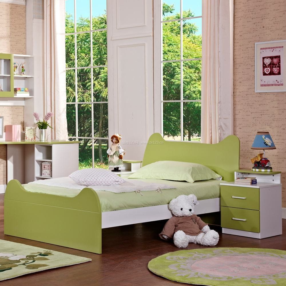 儿童卧室家具床头柜装修效果图片
