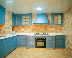地中海田园风格厨房整体橱柜颜色装修图片